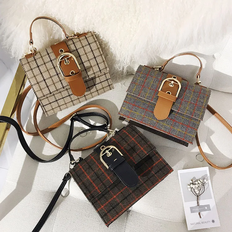 Women 2020 New Women Bag Lattice Portable Small Square Bag Lock Bags Women Handbags, 3 colors
Women 2020 New Women Bag Lattice Portable Small Square Bag Lock Bags Women Handbags, 3 colors