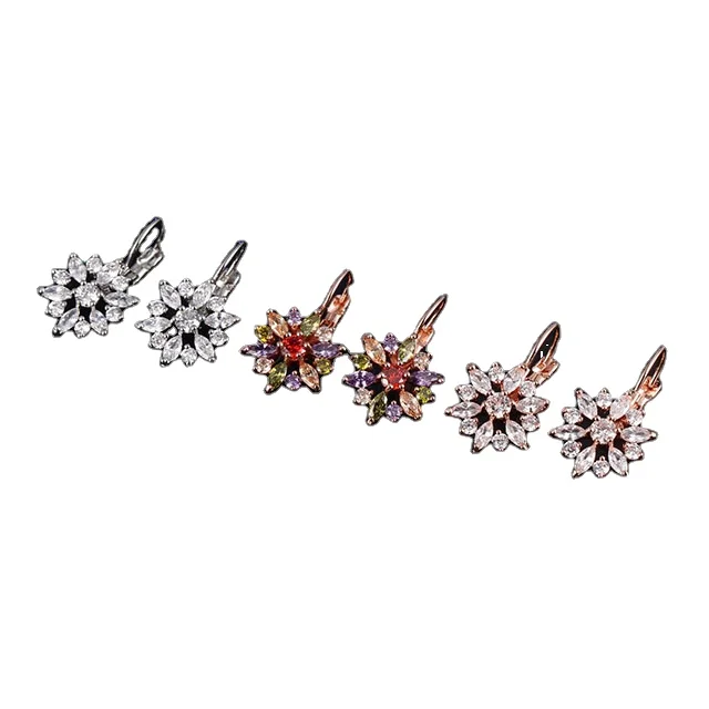 Cross-border E-commerce Hot Sale European And American Boutique Earrings Colorful Flower Zircon Earrings
Cross-border E-commerce Hot Sale European And American Boutique Earrings Colorful Flower Zircon Earrings