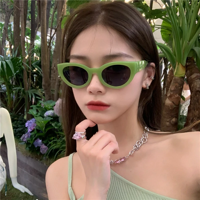 2023 New Fashion Cat Eye Green Summer Hot Sale Oval Rectangle Custom Logo Woman Round Glasses For Women Sunglass
2023 New Fashion Cat Eye Green Summer Hot Sale Oval Rectangle Custom Logo Woman Round Glasses For Women Sunglass