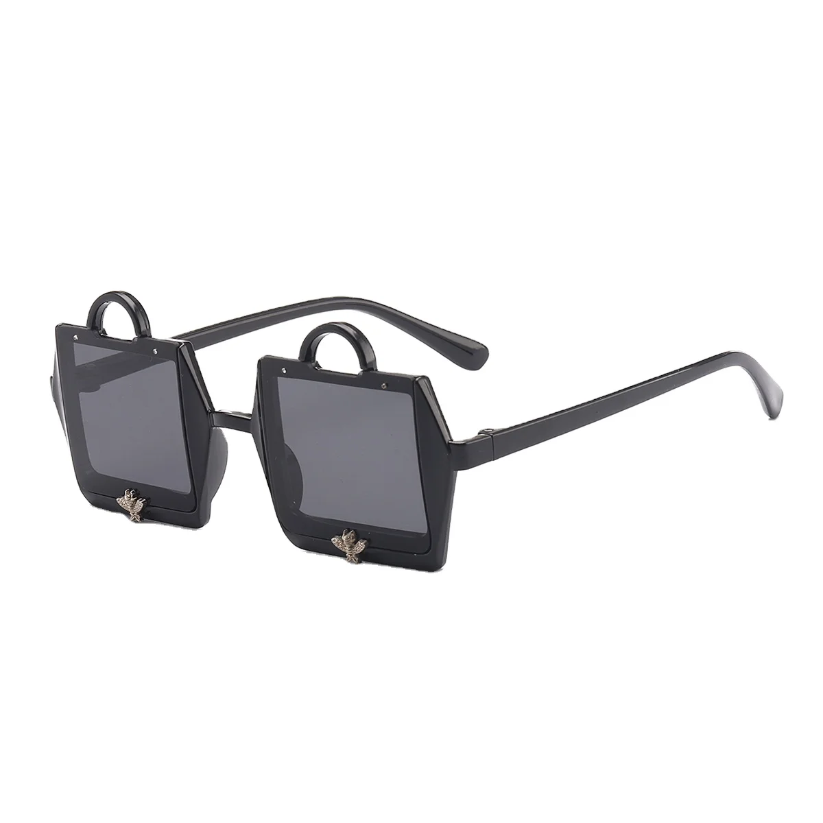 2021 New Hot Cute Bag With Bee Accessories PC Material Square Children Sunglasses UV400 Custom Glasses
2021 New Hot Cute Bag With Bee Accessories PC Material Square Children Sunglasses UV400 Custom Glasses