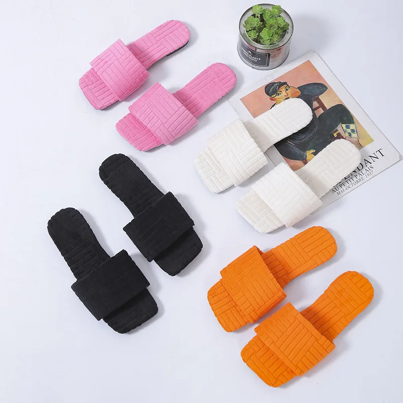 2022 Fashionable Wholesale Ladies Beach Slipper Cute Summer Sandals Flat Women Slippers
2022 Fashionable Wholesale Ladies Beach Slipper Cute Summer Sandals Flat Women Slippers