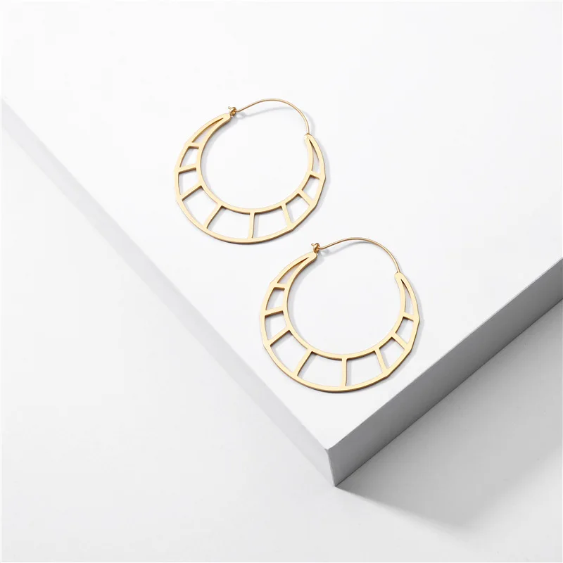Punk Style Gold Color Hollow Round Circle Hoop Earrings Exaggerate Large Moon Shaped Hoop Earring For Women
Punk Style Gold Color Hollow Round Circle Hoop Earrings Exaggerate Large Moon Shaped Hoop Earring For Women
