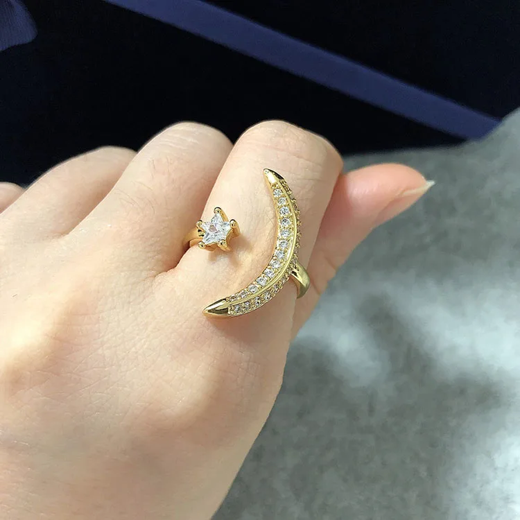 RM1122 Chic Bling Crystal Moon Finger Rings for ladies,Diamond Zircon CZ Micro Paved Crescent Rings for women
RM1122 Chic Bling Crystal Moon Finger Rings for ladies,Diamond Zircon CZ Micro Paved Crescent Rings for women