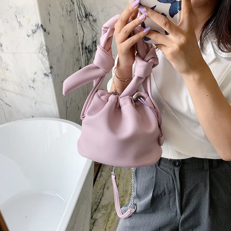Small Drawstring Bucket Tote Handbags for Lady 2021 New Style Designer Bag Ins Fashion Pure Color Matching Purses for Women, Picture
Small Drawstring Bucket Tote Handbags for Lady 2021 New Style Designer Bag Ins Fashion Pure Color Matching Purses for Women, Picture