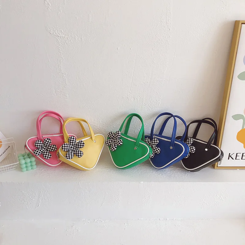 2022 new children's bag Korean style style portable coin purse fashion flower girl shoulder messenger bag
2022 new children's bag Korean style style portable coin purse fashion flower girl shoulder messenger bag