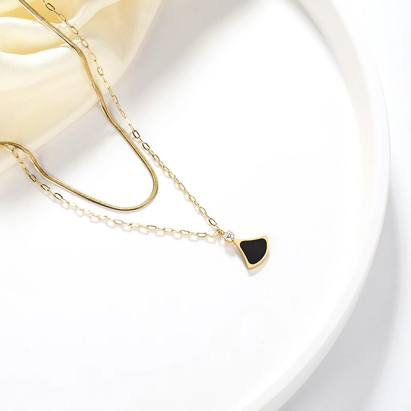 Professional design Round diamond fan-shaped double-layer jewelry and pearl necklace
Professional design Round diamond fan-shaped double-layer jewelry and pearl necklace