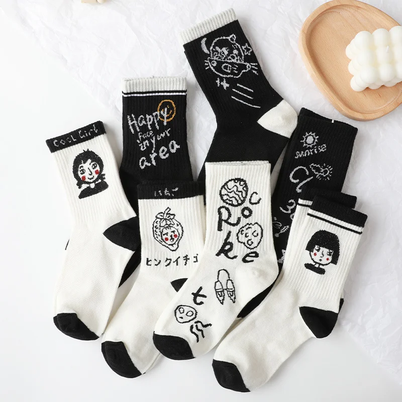 wholesale manufacturer custom black and white teen tube socks girls fashionable cotton socks
wholesale manufacturer custom black and white teen tube socks girls fashionable cotton socks