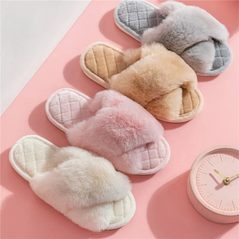 Winter Women House Slippers Faux Fur Fashion Warm Shoes Slip on Flats Female Slides Furry Slippers
Winter Women House Slippers Faux Fur Fashion Warm Shoes Slip on Flats Female Slides Furry Slippers