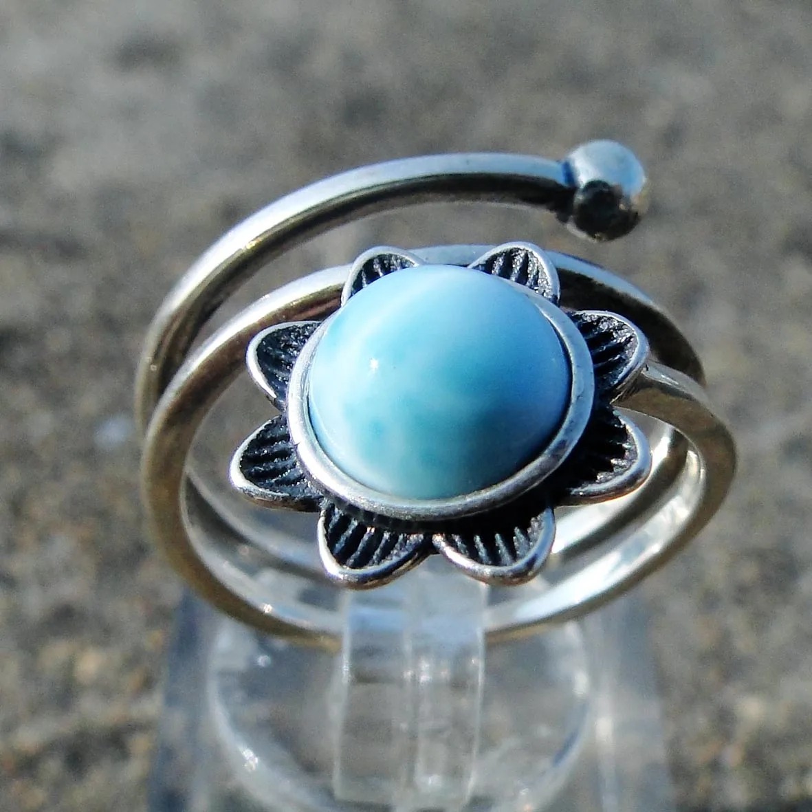 Hot Selling 925 Sterling Silver Genuine Natural Larimar 7mm Jewelry Gemstone Larimar Flower Ring
Hot Selling 925 Sterling Silver Genuine Natural Larimar 7mm Jewelry Gemstone Larimar Flower Ring