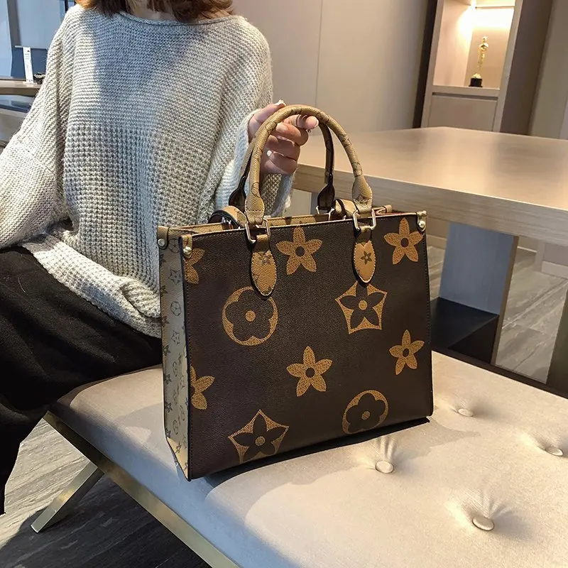 2021 female bag new presbyopia big bag net red one-shoulder messenger handbag large-capacity printing shopping bag
2021 female bag new presbyopia big bag net red one-shoulder messenger handbag large-capacity printing shopping bag