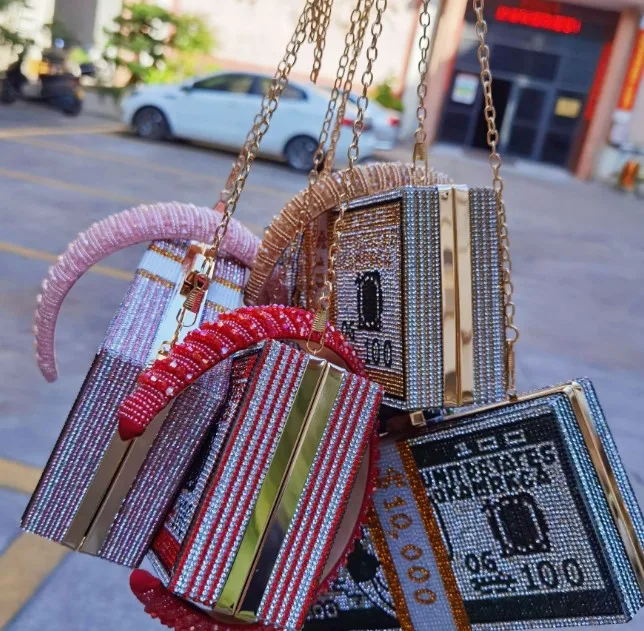 rhinestone money bags with headband sets purse for women fashion design crystal new bling money purse rhinestone headband, 3colors
rhinestone money bags with headband sets purse for women fashion design crystal new bling money purse rhinestone headband, 3colors