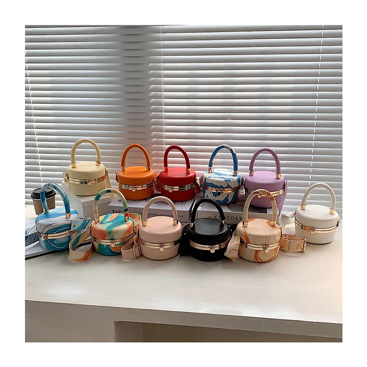Mini Ladies Designer Wide Strap Shoulder Messenger Bag 2021 Fall Winter Candy Color Women Box Hand Bags Evening Clutch Women Bag
Mini Ladies Designer Wide Strap Shoulder Messenger Bag 2021 Fall Winter Candy Color Women Box Hand Bags Evening Clutch Women Bag