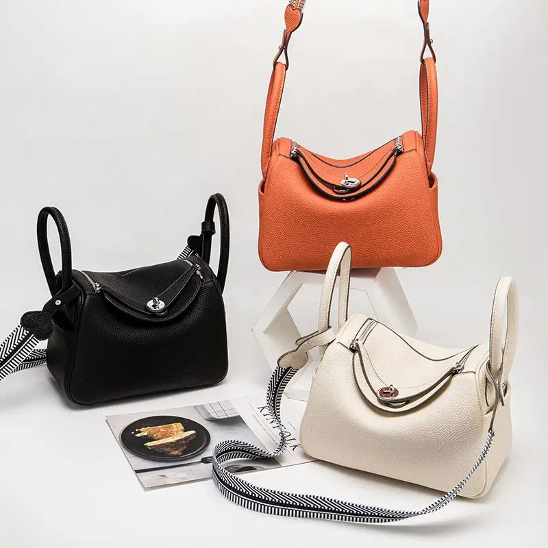 European And American Simple Square Handbag Trendy Fashion Women's Pu Bags Shoulder Messenger Handbag
European And American Simple Square Handbag Trendy Fashion Women's Pu Bags Shoulder Messenger Handbag
