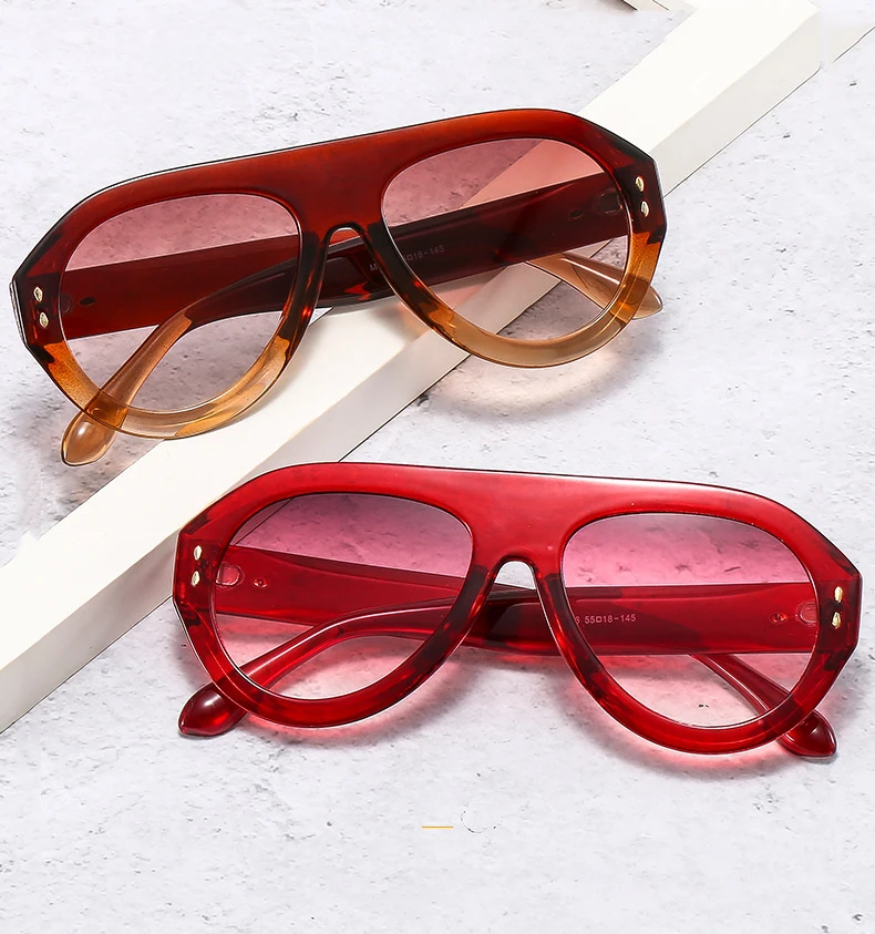 New Luxury Brand Leopard Blue Gradient Sun Glasses Female Elegant Eyewear Shades Vintage Oversized Big Red Sunglasses For Women
New Luxury Brand Leopard Blue Gradient Sun Glasses Female Elegant Eyewear Shades Vintage Oversized Big Red Sunglasses For Women