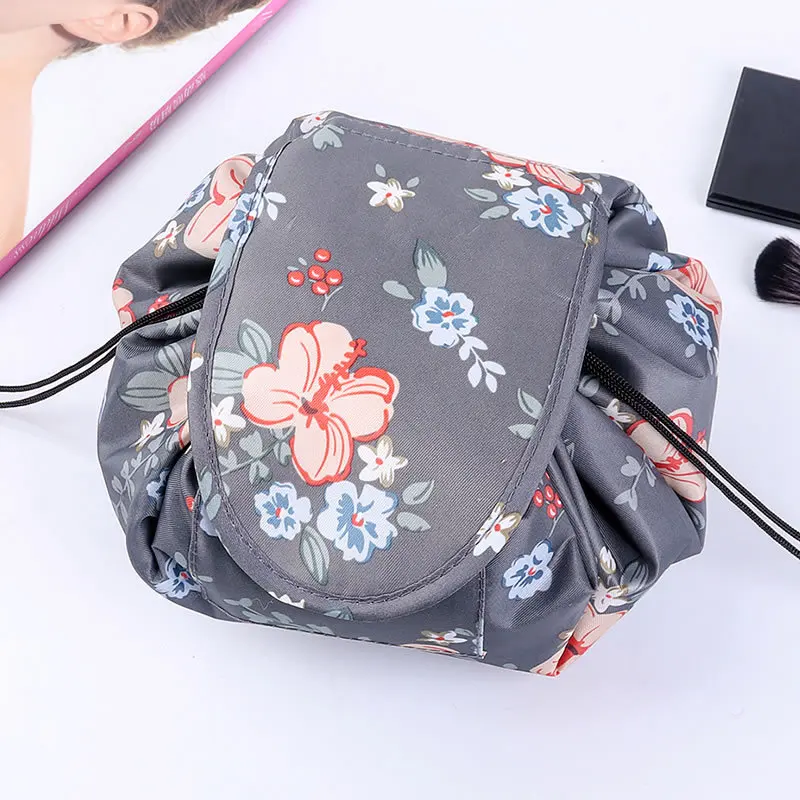 Korea creative lazy cosmetic bag foldable portable travel cosmetic bag waterproof rope pumping large capacity toiletry bag
Korea creative lazy cosmetic bag foldable portable travel cosmetic bag waterproof rope pumping large capacity toiletry bag