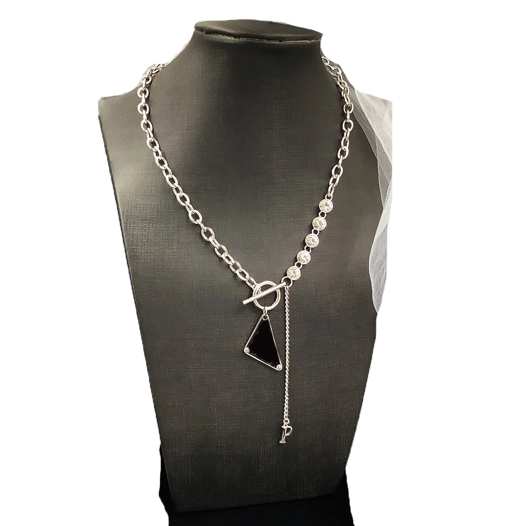 Women Diamond Necklace Hot Sale Triangle Pendant Tassel Ladies Jewelry Hip Hop INS Stylish Girls Choker Necklaces
Women Diamond Necklace Hot Sale Triangle Pendant Tassel Ladies Jewelry Hip Hop INS Stylish Girls Choker Necklaces