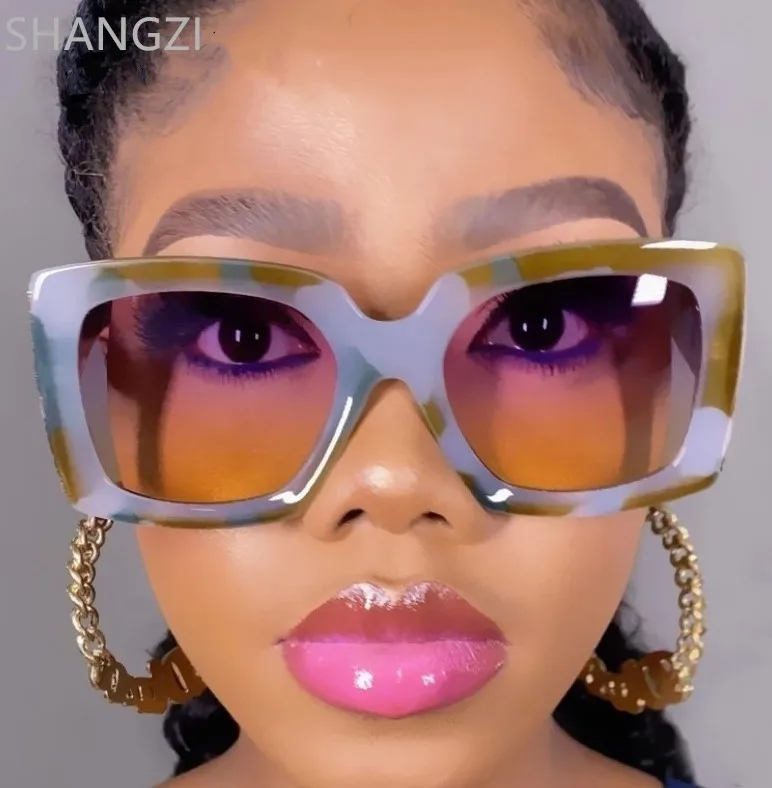GGJH8137 high quality fashionable sun shades ins style big square women men sunglasses
GGJH8137 high quality fashionable sun shades ins style big square women men sunglasses