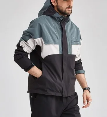 2020 new arrival fashionable OEM custom made logo lightly man jacket boys waterproof coat sports jacket man, Blue
2020 new arrival fashionable OEM custom made logo lightly man jacket boys waterproof coat sports jacket man, Blue