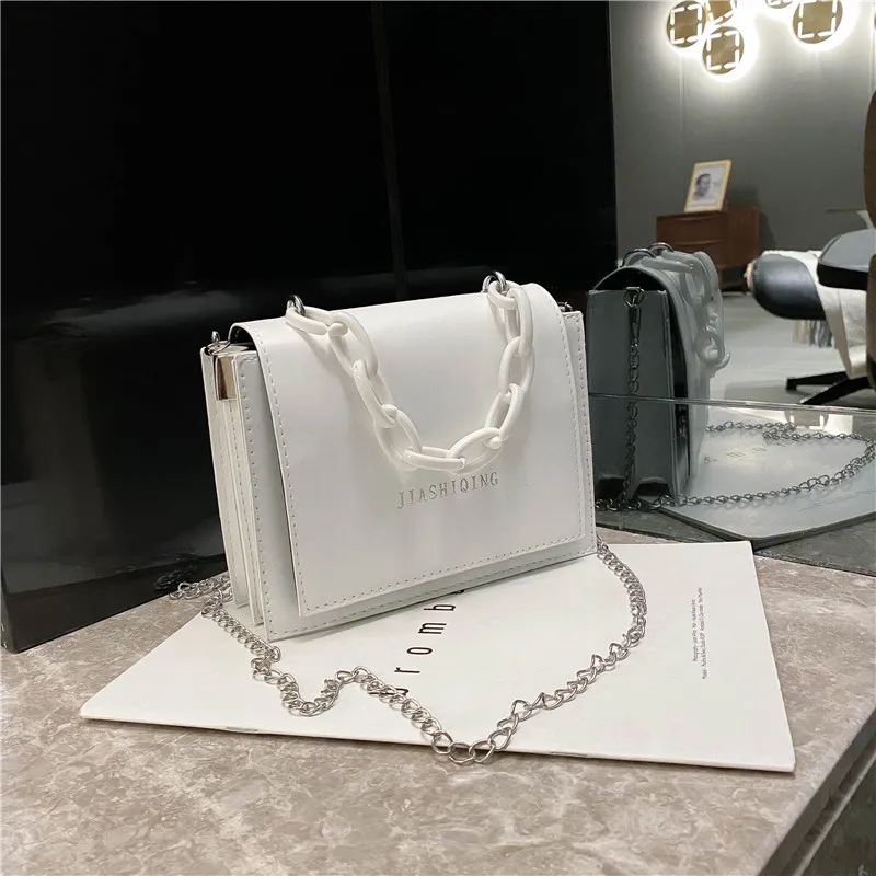 2021 Summer Lady Shoulder Messenger Handbags Female Fashion Purse Shoulder Phone Bags Chain Bags Design New PU Leather Flap Bags, Customized color
2021 Summer Lady Shoulder Messenger Handbags Female Fashion Purse Shoulder Phone Bags Chain Bags Design New PU Leather Flap Bags, Customized color