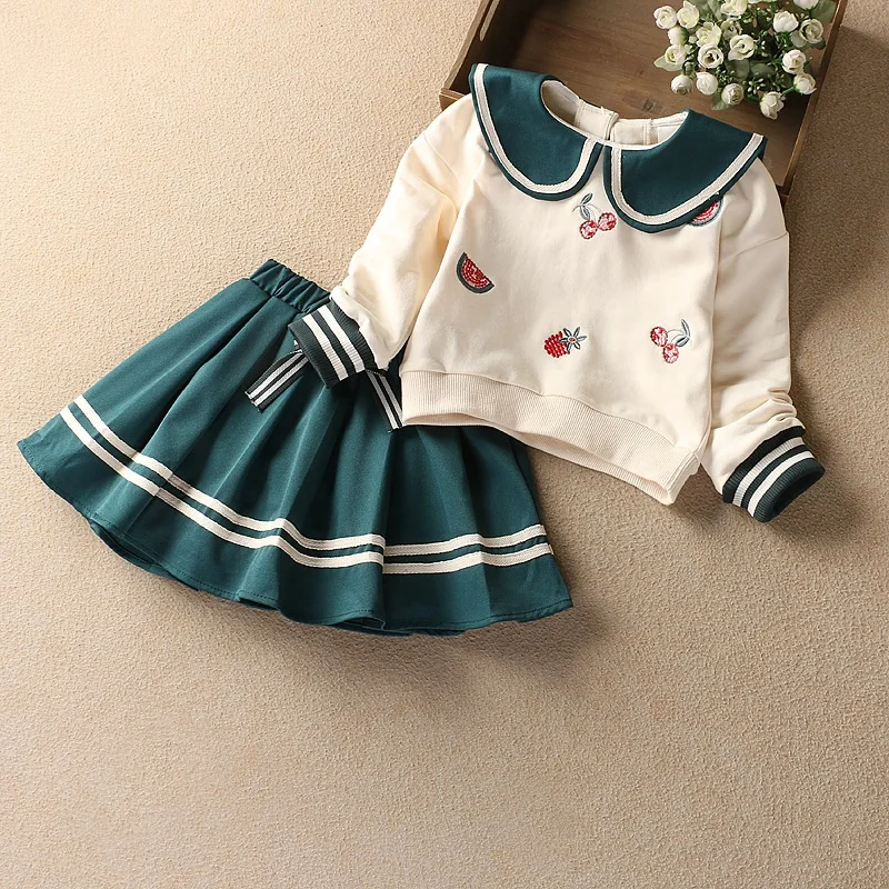 B60316A A two-piece navy cherry embroidered children's hoodie and pleated skirt for fall 2019, Green light blue
B60316A A two-piece navy cherry embroidered children's hoodie and pleated skirt for fall 2019, Green light blue