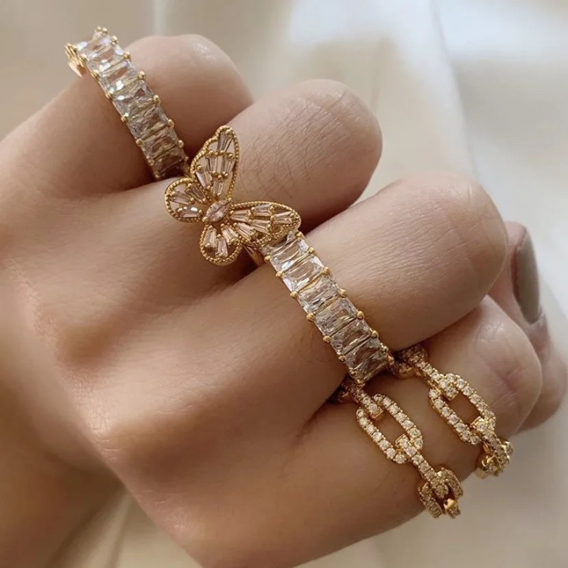 New Minimalist High End Zirconia Pave Rings Stainless Steel Baguette Rings 18k Gold Plated Bling Crystal iced out ring For Women
New Minimalist High End Zirconia Pave Rings Stainless Steel Baguette Rings 18k Gold Plated Bling Crystal iced out ring For Women