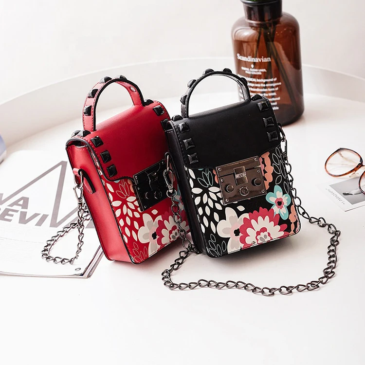Design Chain Sling High Quality Mini Female Phone Woman Shoulder Bag For Woman Shoulder Bag
Design Chain Sling High Quality Mini Female Phone Woman Shoulder Bag For Woman Shoulder Bag