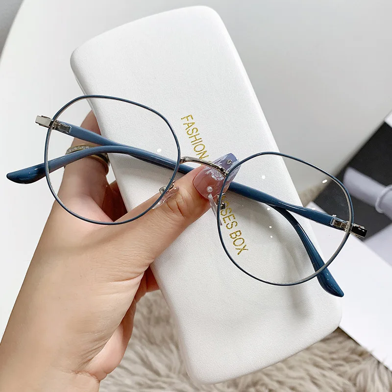 New style retro metal anti blue light women glasses optical frames fashion optical eyeglasses
New style retro metal anti blue light women glasses optical frames fashion optical eyeglasses