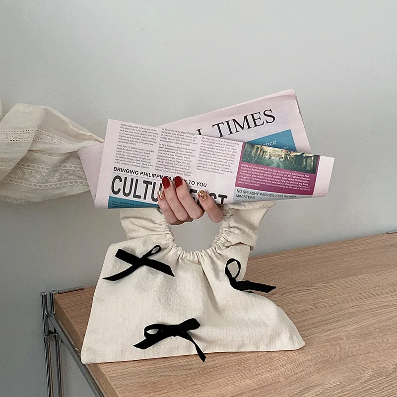 2021 summer custom handbag female cloud fold small bag bow knot baguette bag fashion wholesale, Black
2021 summer custom handbag female cloud fold small bag bow knot baguette bag fashion wholesale, Black