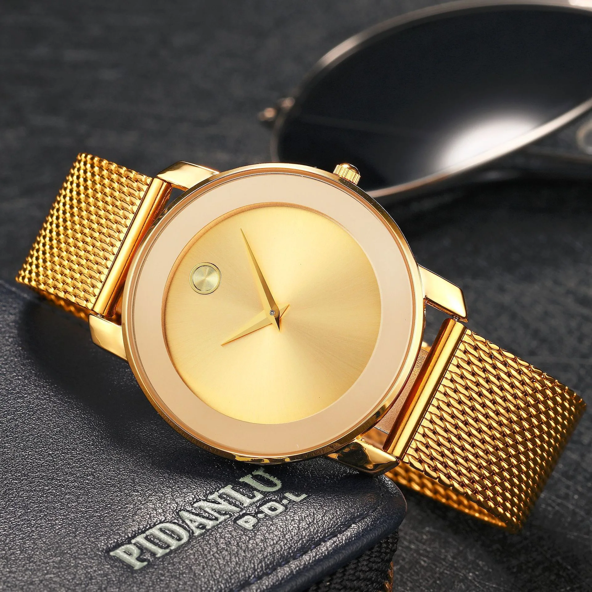 Ultra-thin Stainless Steel Business Mesh Belt Men's Watch Classic Simple Casual Men's Waterproof Quartz Watch
Ultra-thin Stainless Steel Business Mesh Belt Men's Watch Classic Simple Casual Men's Waterproof Quartz Watch