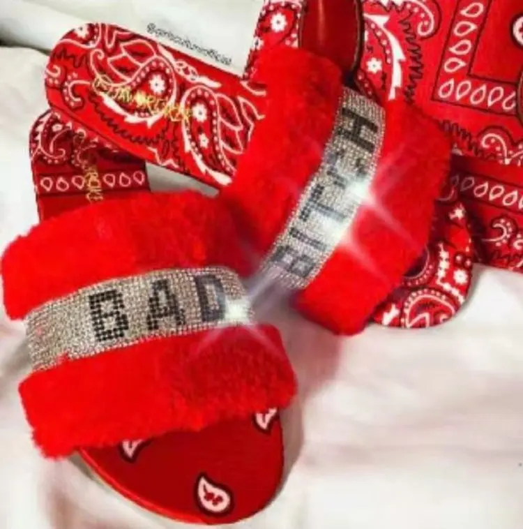 bling flat slides Steel Toe fur furry slippers rhinestone White FUR red Bandana slippers slides for women
bling flat slides Steel Toe fur furry slippers rhinestone White FUR red Bandana slippers slides for women
