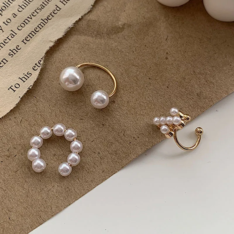 3pcs/set Minimalist Pearl Ear Cuff Pearls Cross Clip Earrings Fake Piercing Ear cuff Women Clips Jewelry No Hole Ear Accessories, Gold, silver
3pcs/set Minimalist Pearl Ear Cuff Pearls Cross Clip Earrings Fake Piercing Ear cuff Women Clips Jewelry No Hole Ear Accessories, Gold, silver