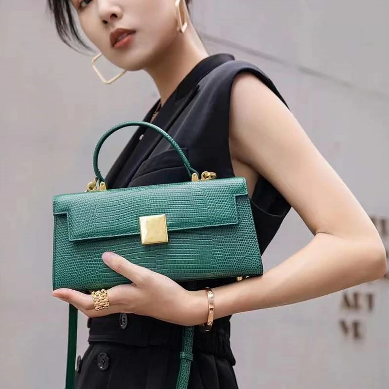 US Women Loved Cow Leather Handbag 2021 Tote Bags Purse Lizard Pattern Genuine Leather Handbag
US Women Loved Cow Leather Handbag 2021 Tote Bags Purse Lizard Pattern Genuine Leather Handbag