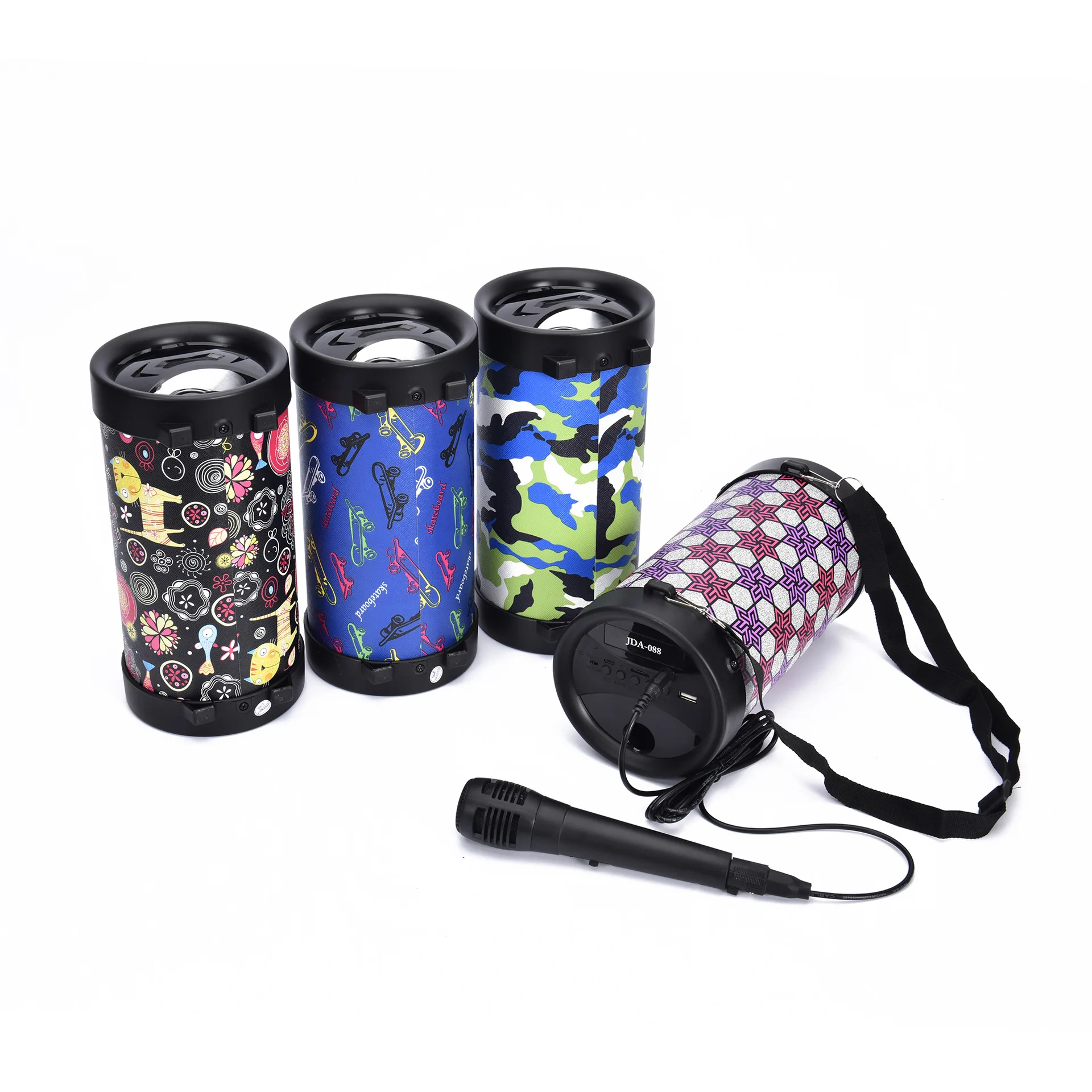 New Style portable mini 4 inch blue tooth wireless bazooka porman speaker for outdoor
New Style portable mini 4 inch blue tooth wireless bazooka porman speaker for outdoor