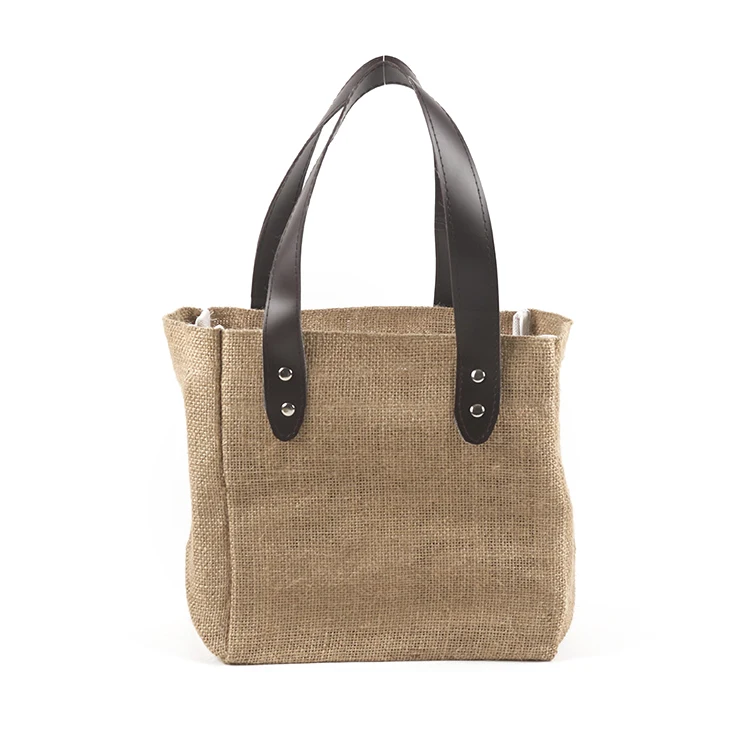 Factory wholesale containers with plastic handles linen bag present striped luxury burlap jute nonwoven package
Factory wholesale containers with plastic handles linen bag present striped luxury burlap jute nonwoven package