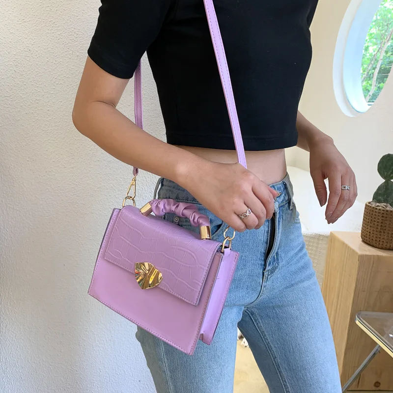 Factory Sale Summer Small Fresh Ladies Handbag New Chain Magnetic Buckle Small Square Bag Soild Color Ladies Messenger Bag
Factory Sale Summer Small Fresh Ladies Handbag New Chain Magnetic Buckle Small Square Bag Soild Color Ladies Messenger Bag