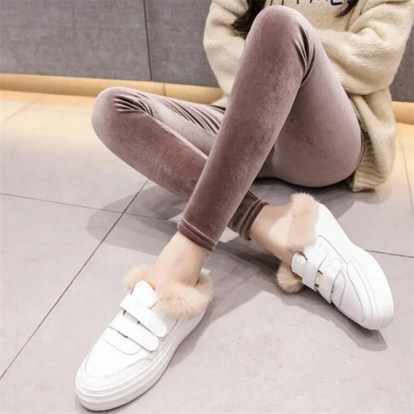 Plus Velvet Brushed Leggings Solid Colors Warm Super Soft Thick Tights Women High-elastic Kitten Brief Leggins
Plus Velvet Brushed Leggings Solid Colors Warm Super Soft Thick Tights Women High-elastic Kitten Brief Leggins