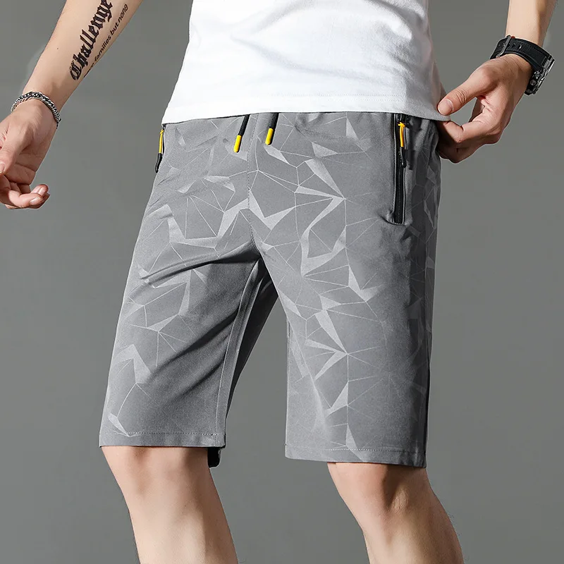 2021 Men's Casual Shorts Elastic Waist Comfy Workout Shorts Drawstring with Zipper Pockets, As picture
2021 Men's Casual Shorts Elastic Waist Comfy Workout Shorts Drawstring with Zipper Pockets, As picture