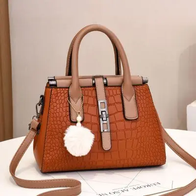 Women's bags 2020 new style big bag elegant fashion large capacity trendy ladies handbag single shoulder big bag
Women's bags 2020 new style big bag elegant fashion large capacity trendy ladies handbag single shoulder big bag