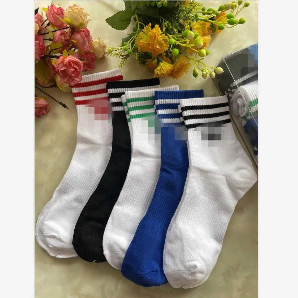 Letter Pattern Design Unisex Socks Men Women Stripe Print Sport Cotton Socks, Picture
Letter Pattern Design Unisex Socks Men Women Stripe Print Sport Cotton Socks, Picture