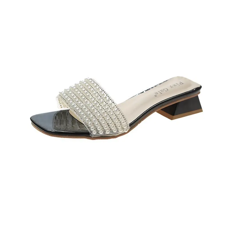 High-grade new ladies sandals and slippers rhinestone surface summer slippers women, Picture
High-grade new ladies sandals and slippers rhinestone surface summer slippers women, Picture