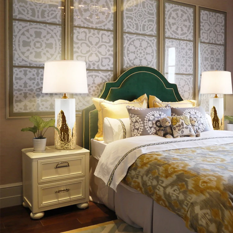 Chinese new style handmade fabric shade porcelain vase ceramic home hotel desk table lamp