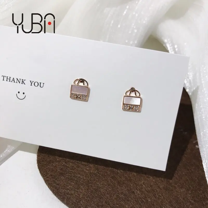 Fashion Trendy Wholesale 925 Sterling Silver Pearl bag Earrings Women's jewelry
Fashion Trendy Wholesale 925 Sterling Silver Pearl bag Earrings Women's jewelry