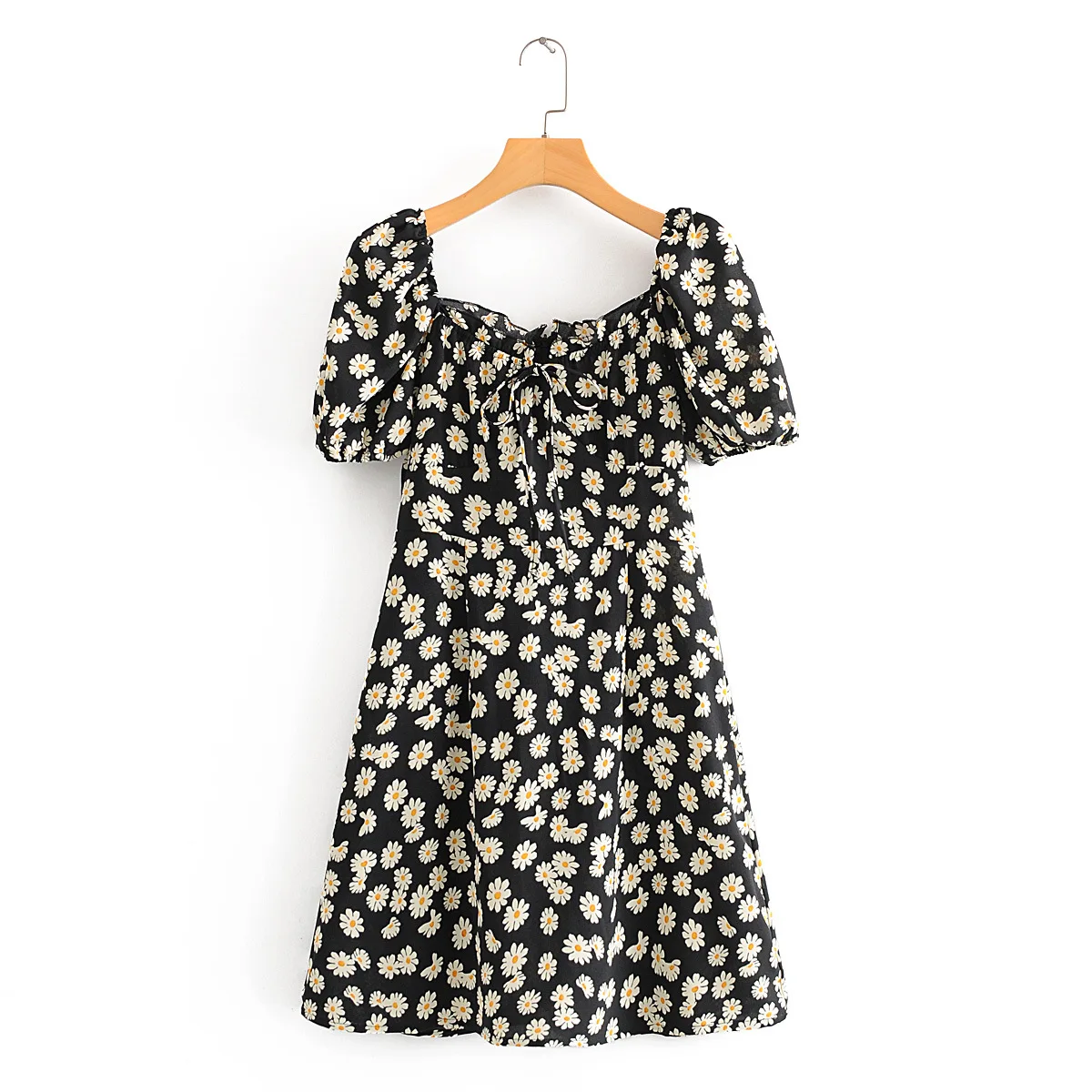 2020 new arrivals summer designs bubble short sleeve square collar women daisy flowers printed casual dresses
2020 new arrivals summer designs bubble short sleeve square collar women daisy flowers printed casual dresses