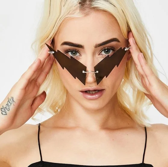 2020 New Arrivals Unique Cool Irregular Lightning Shape Lens Trend Fashion Men Women Sunglasses New, 5 designs
2020 New Arrivals Unique Cool Irregular Lightning Shape Lens Trend Fashion Men Women Sunglasses New, 5 designs