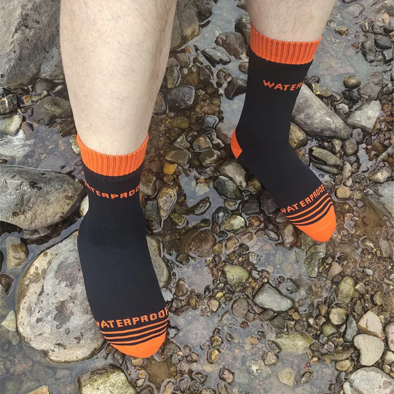 100% waterproof breathable socks crew coolmax outdoor hiking ski cycling waterproof socks, Customized color
100% waterproof breathable socks crew coolmax outdoor hiking ski cycling waterproof socks, Customized color