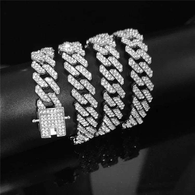 European and American new 12mm bar diamond shaped small Cuban chain men's necklace full diamond alloy hip-hop Necklace, Picture shows
European and American new 12mm bar diamond shaped small Cuban chain men's necklace full diamond alloy hip-hop Necklace, Picture shows