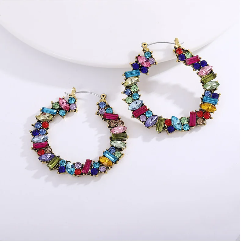 Bohemian Handmade Crystal Stone Earrings For Women Korean Fashion Elegant Vintage Holiday Hoop Earrings Jewelry Party Gifts
Bohemian Handmade Crystal Stone Earrings For Women Korean Fashion Elegant Vintage Holiday Hoop Earrings Jewelry Party Gifts