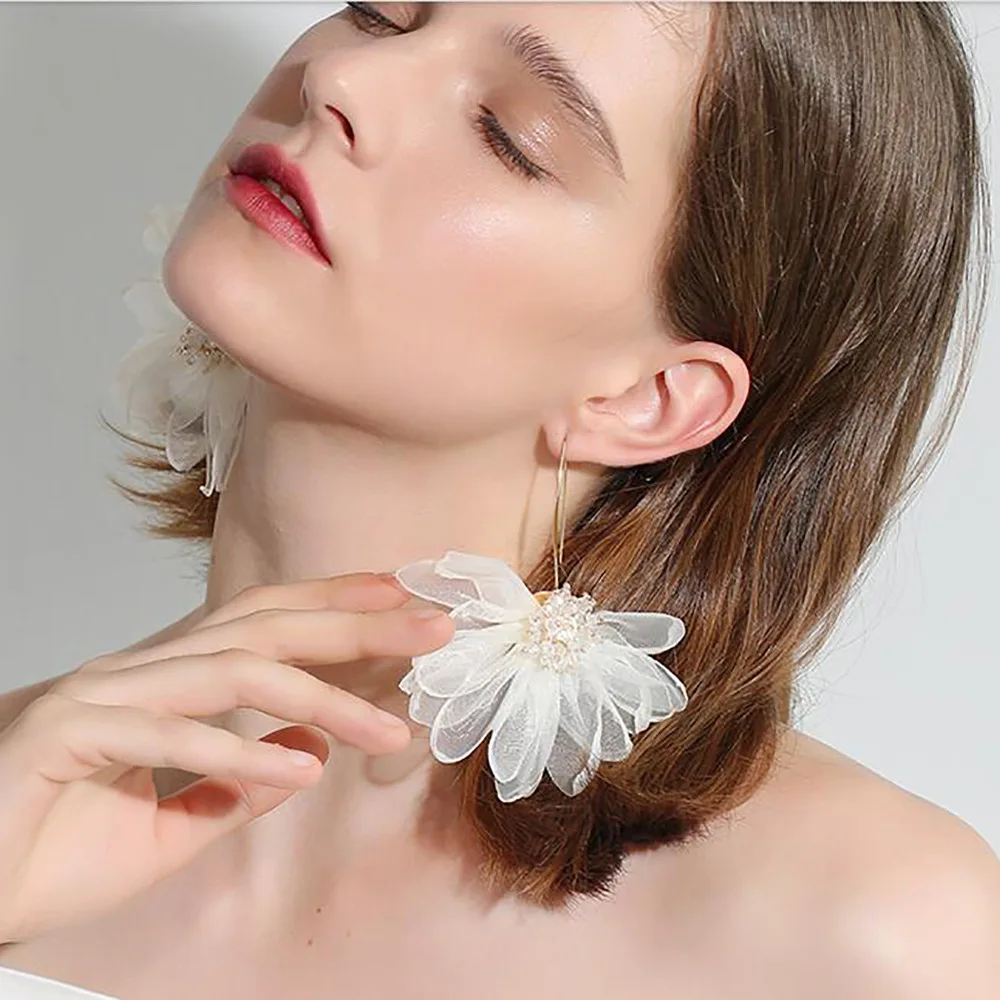 JUHU 2021 Holiday Style Cloth Flower Earrings Female Korean Temperament Fresh Alloy Jewelry Wholesale, Gold
JUHU 2021 Holiday Style Cloth Flower Earrings Female Korean Temperament Fresh Alloy Jewelry Wholesale, Gold