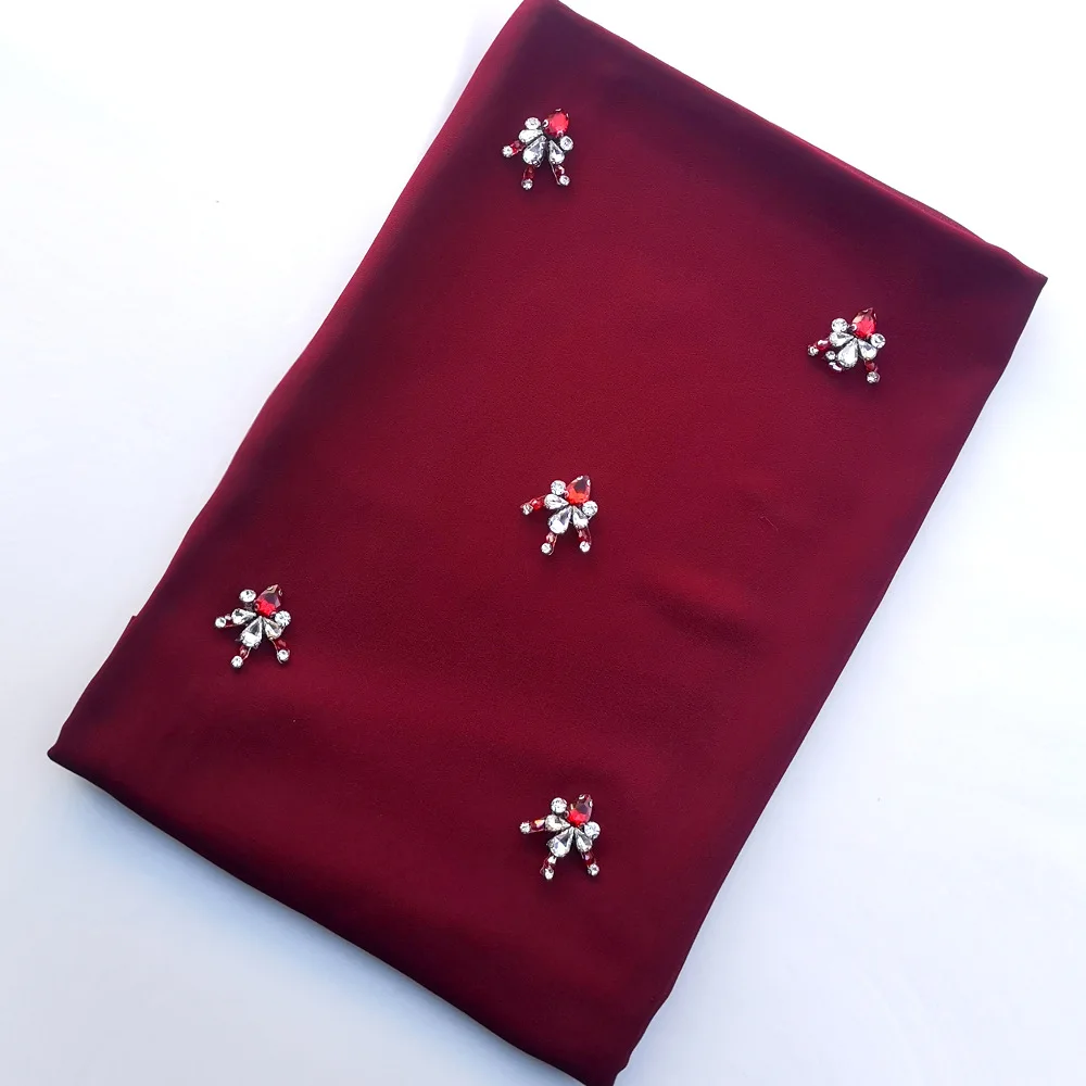 Wholesale New Rhinestone Flower Chiffon Scarf Solid Color Long Scarf Chiffon Hijab Scarf Muslim Hijab Custom Hijab
Wholesale New Rhinestone Flower Chiffon Scarf Solid Color Long Scarf Chiffon Hijab Scarf Muslim Hijab Custom Hijab