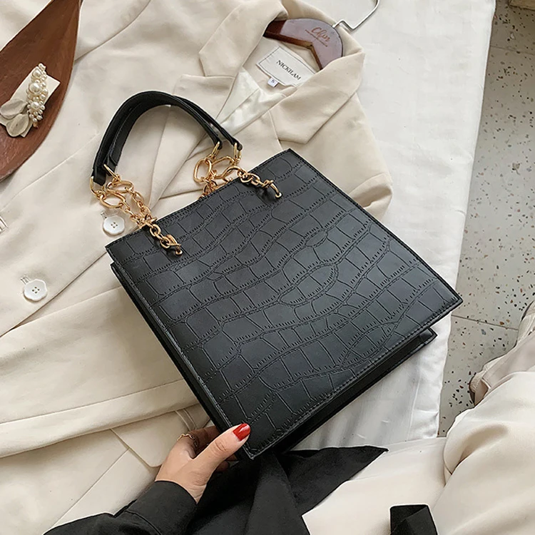 High Quality Luxury Vintage Women Shoulder Bag Chain Handbag Crossbody Messenger Bags, White,black,brown
High Quality Luxury Vintage Women Shoulder Bag Chain Handbag Crossbody Messenger Bags, White,black,brown